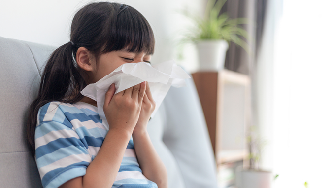Flu Singapura mengintai anak-anak. Untuk itu, sebaiknya lakukan pencegahan dengan mengikuti beberapa tips guna jaga kesehatan tubuh anak berikut ini!