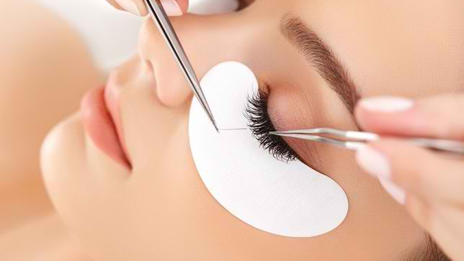 tips mengikuti tren bulu mata basah